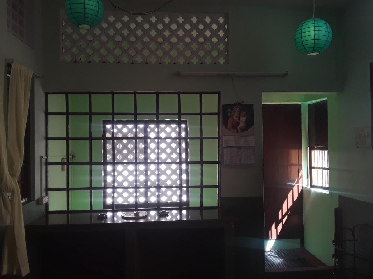 Elisa Home Stay Villa Puducherry Buitenkant foto